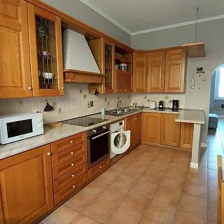 Domus Giulia & Andrea Apartment Rome