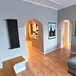 Domus Giulia & Andrea Appartement Rome